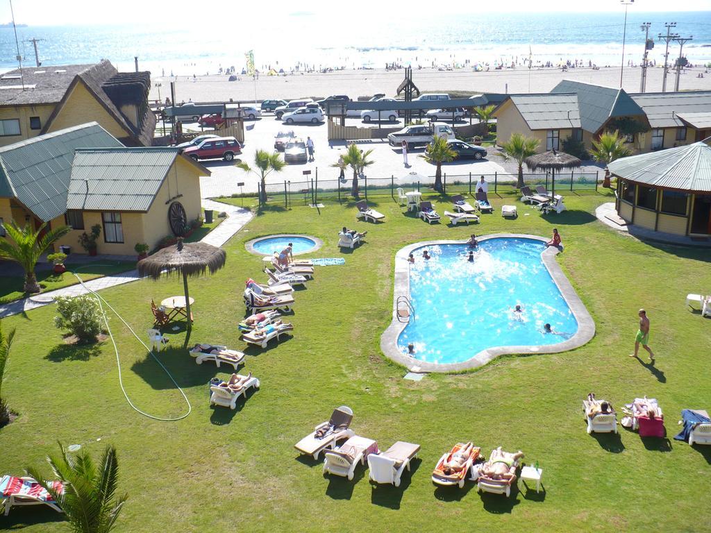 Hotel Y Cabanas Mar De Ensueno 拉塞雷纳 外观 照片