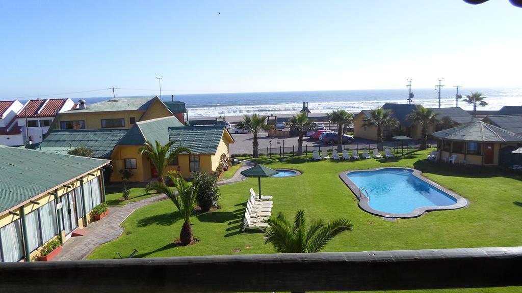 Hotel Y Cabanas Mar De Ensueno 拉塞雷纳 外观 照片