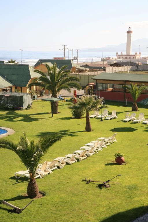 Hotel Y Cabanas Mar De Ensueno 拉塞雷纳 外观 照片