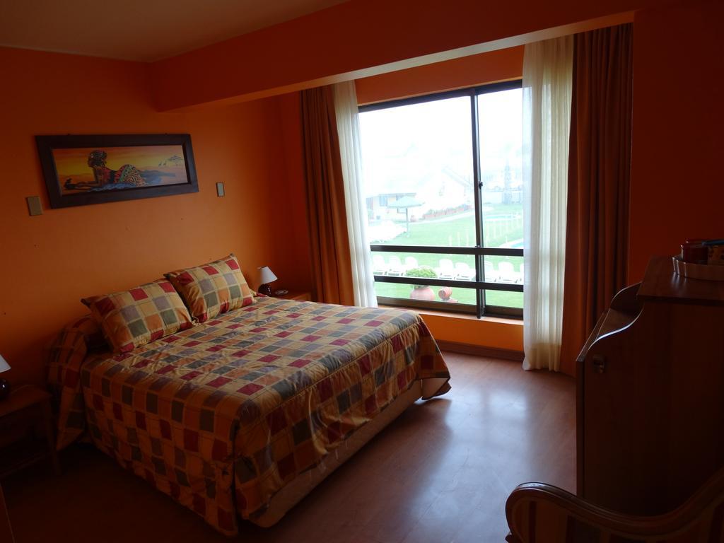 Hotel Y Cabanas Mar De Ensueno 拉塞雷纳 外观 照片